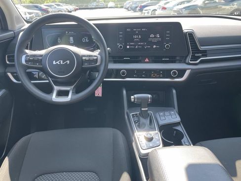 Used 2024 Kia Sportage LX AWD/4WD image 14