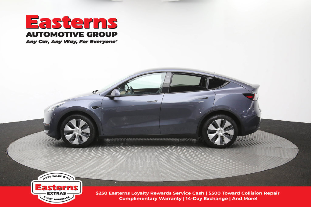 Used 2023 Tesla Model Y Long Range AWD/4WD image 56