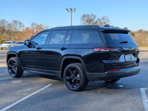 Used 2024 Jeep Grand Cherokee L Laredo image 7