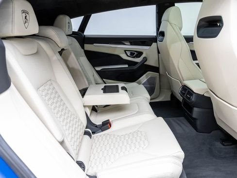 Used 2019 Lamborghini Urus image 15