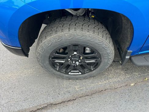 Certified 2023 Chevrolet Silverado 1500 LT Trail Boss w/ LPO, Dark Essentials Package image 17