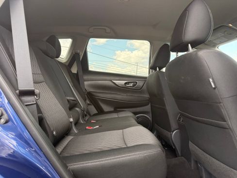 Used 2019 Nissan Rogue SV FWD image 31