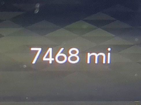 Certified 2025 Jeep Wrangler Unlimited Sahara w/ Safety Group image 33