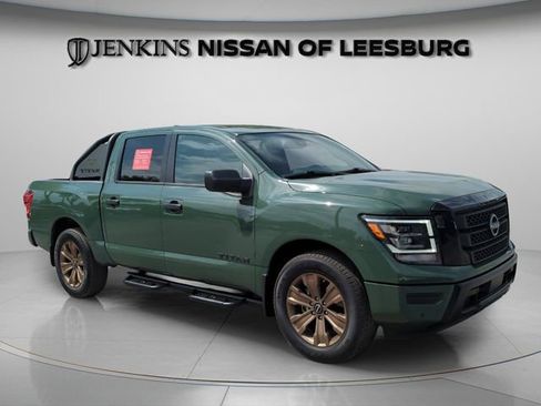Certified 2024 Nissan Titan SV w/ SV Bronze Edition Package RWD image 1