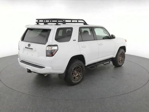 Used 2019 Toyota 4Runner SR5 Premium AWD/4WD image 6