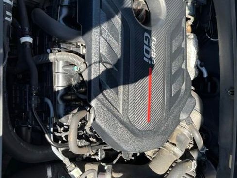 Used 2020 Hyundai Santa Fe Limited image 26