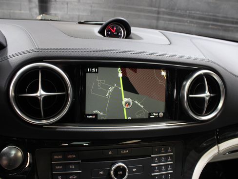 Used 2020 Mercedes-Benz SL 450 image 56