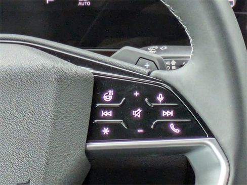 Used 2025 Audi Q5 Premium w/ Convenience Package image 20