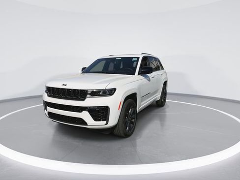 New 2026 Jeep Grand Cherokee Limited AWD/4WD image 4