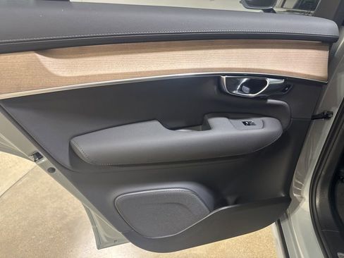 New 2026 Volvo XC90 T8 Plus w/ Protection Package AWD/4WD image 20
