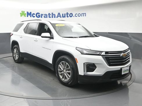 Used 2023 Chevrolet Traverse LT AWD/4WD image 2