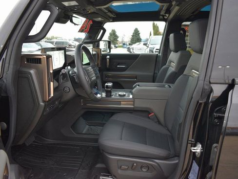 New 2024 GMC Hummer EV 2X w/ Extreme Off-Road Package image 13