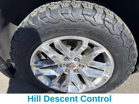 Used 2019 GMC Sierra 1500 SLT w/ SLT Premium Plus Package AWD/4WD image 32