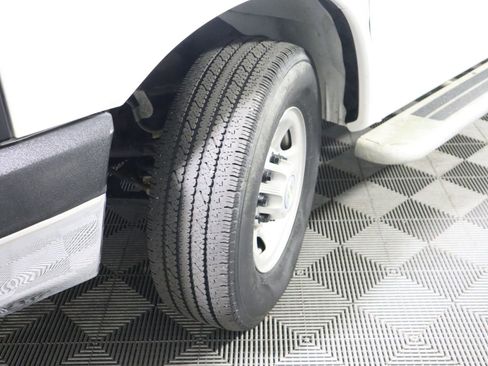 Used 2023 Chevrolet Express 2500 w/ Driver Convenience Package image 21