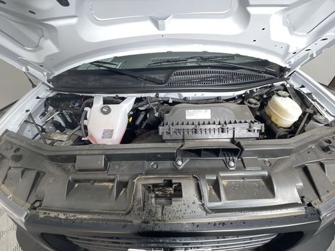 New 2025 GMC Savana 3500 Extended w/ Driver Convenience Package image 26