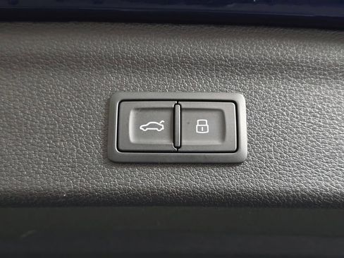 Certified 2025 Audi Q3 2.0T Premium Plus w/ Premium Plus Package image 10