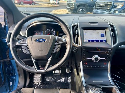 Used 2019 Ford Edge ST w/ Cold Weather Package image 21
