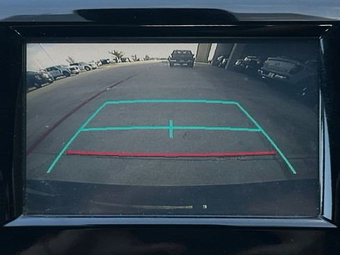 Used 2019 Toyota Camry L image 6