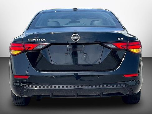Used 2024 Nissan Sentra SV FWD image 5
