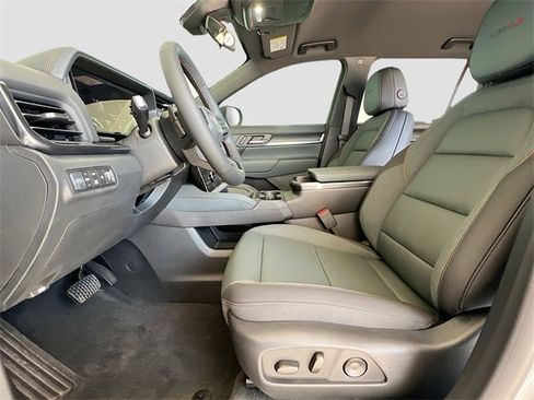 New 2026 GMC Terrain AT4 w/ Convenience Package III image 15