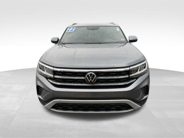 Used 2022 Volkswagen Atlas Cross Sport SE AWD/4WD image 2
