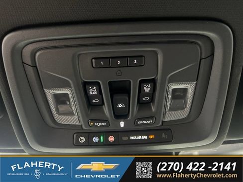 Used 2025 GMC Sierra 1500 AT4 w/ AT4 Premium Package AWD/4WD image 33