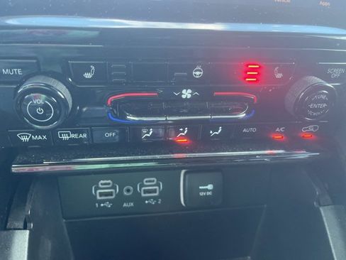 Used 2023 Jeep Grand Cherokee Limited w/ Trailer Tow Prep Group (B) image 23