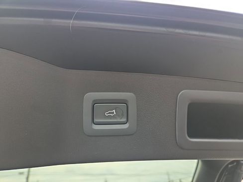 Used 2025 MAZDA CX-5 AWD 2.5 S w/ Preferred Package image 19