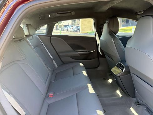 Used 2024 Lucid Air Pure image 33