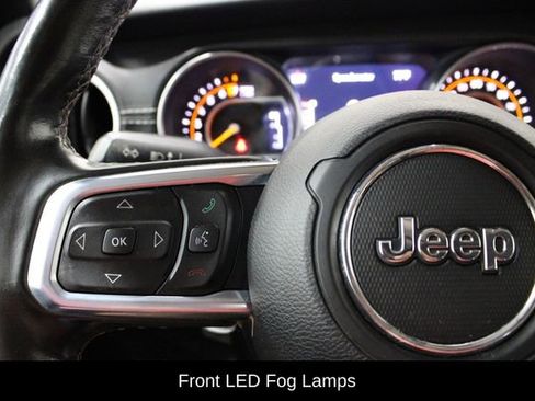 Used 2020 Jeep Gladiator Overland image 24