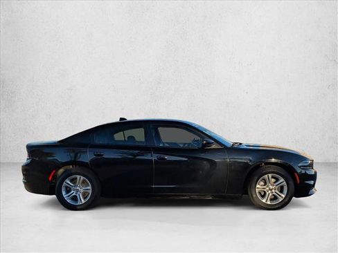 Used 2023 Dodge Charger SXT image 4