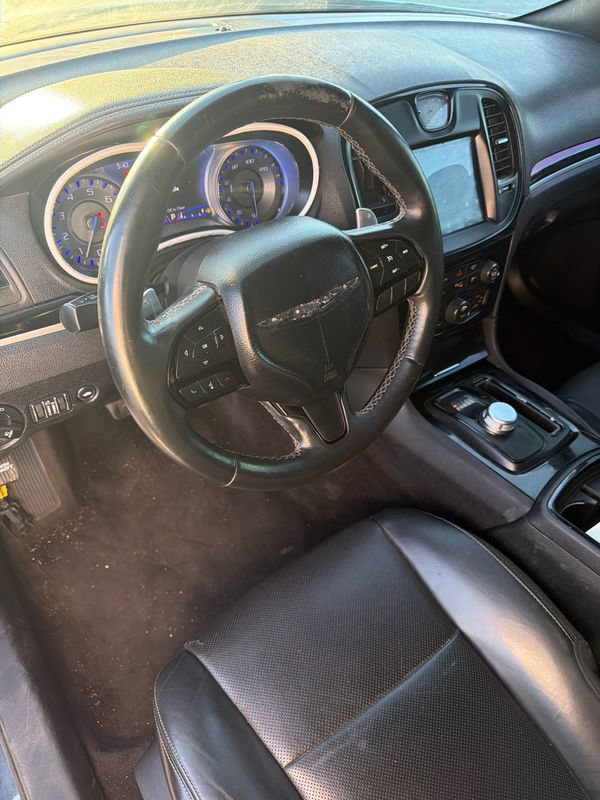 Used 2019 Chrysler 300 S AWD/4WD image 2