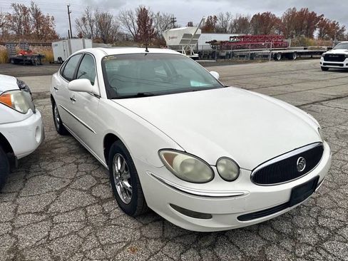 Used 2005 Buick LaCrosse CXL w/ Gold Convenience Package image 2