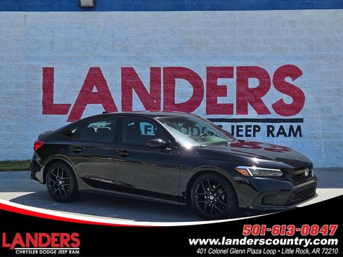 Used 2023 Honda Civic Sport image 1