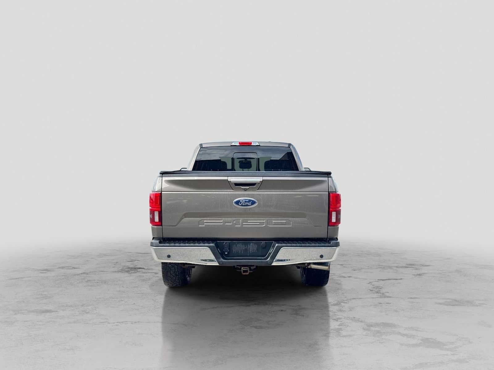 Used 2018 Ford F150 Lariat w/ Equipment Group 502A Luxury AWD/4WD image 4