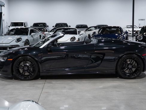 Used 2011 Audi R8 V10 AWD/4WD image 3