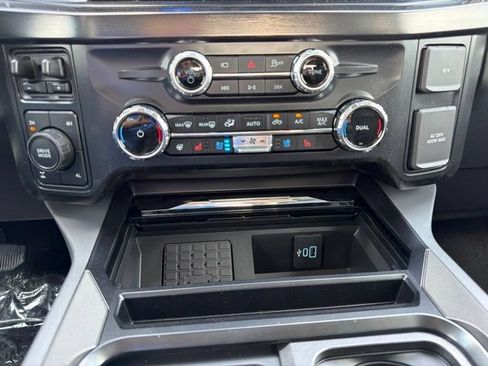 New 2026 Ford F250 Lariat w/ Black Appearance Package AWD/4WD image 15