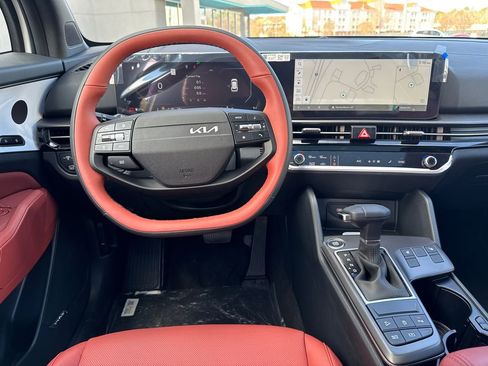 New 2026 Kia Sportage SX image 24