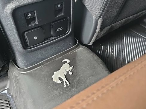 Used 2022 Ford Bronco Outer Banks w/ Sasquatch Package AWD/4WD image 34