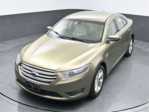 Used 2013 Ford Taurus SEL image 15