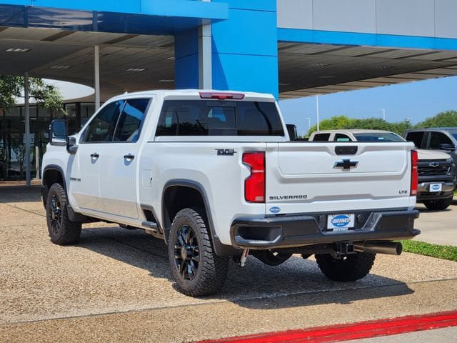 New 2026 Chevrolet Silverado 2500 LTZ w/ LTZ Plus Package AWD/4WD image 5