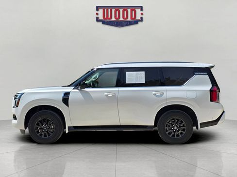 Used 2026 Nissan Armada SV AWD/4WD image 4