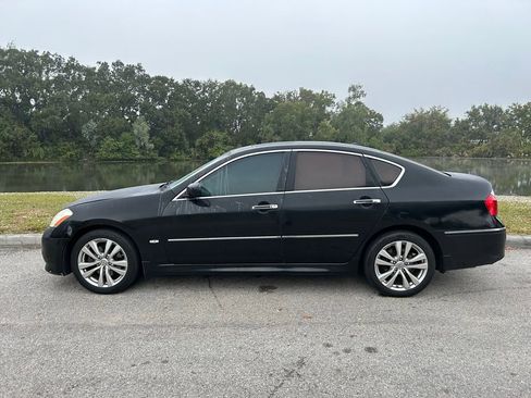 Used 2009 INFINITI M35 w/ Technology Pkg image 2