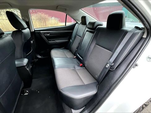 Used 2015 Toyota Corolla S image 20