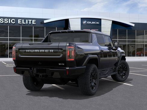 New 2026 GMC Hummer EV 4x4 Crew Cab image 4