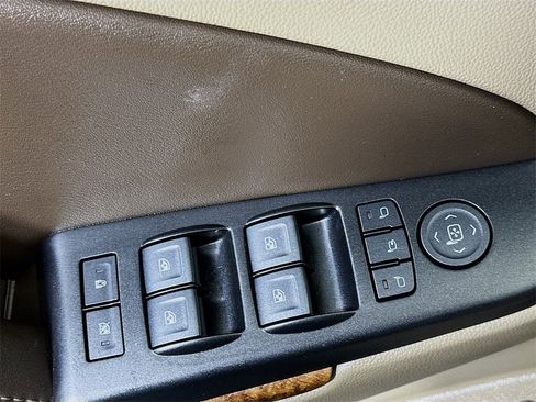 Used 2020 Chevrolet Tahoe Premier image 20