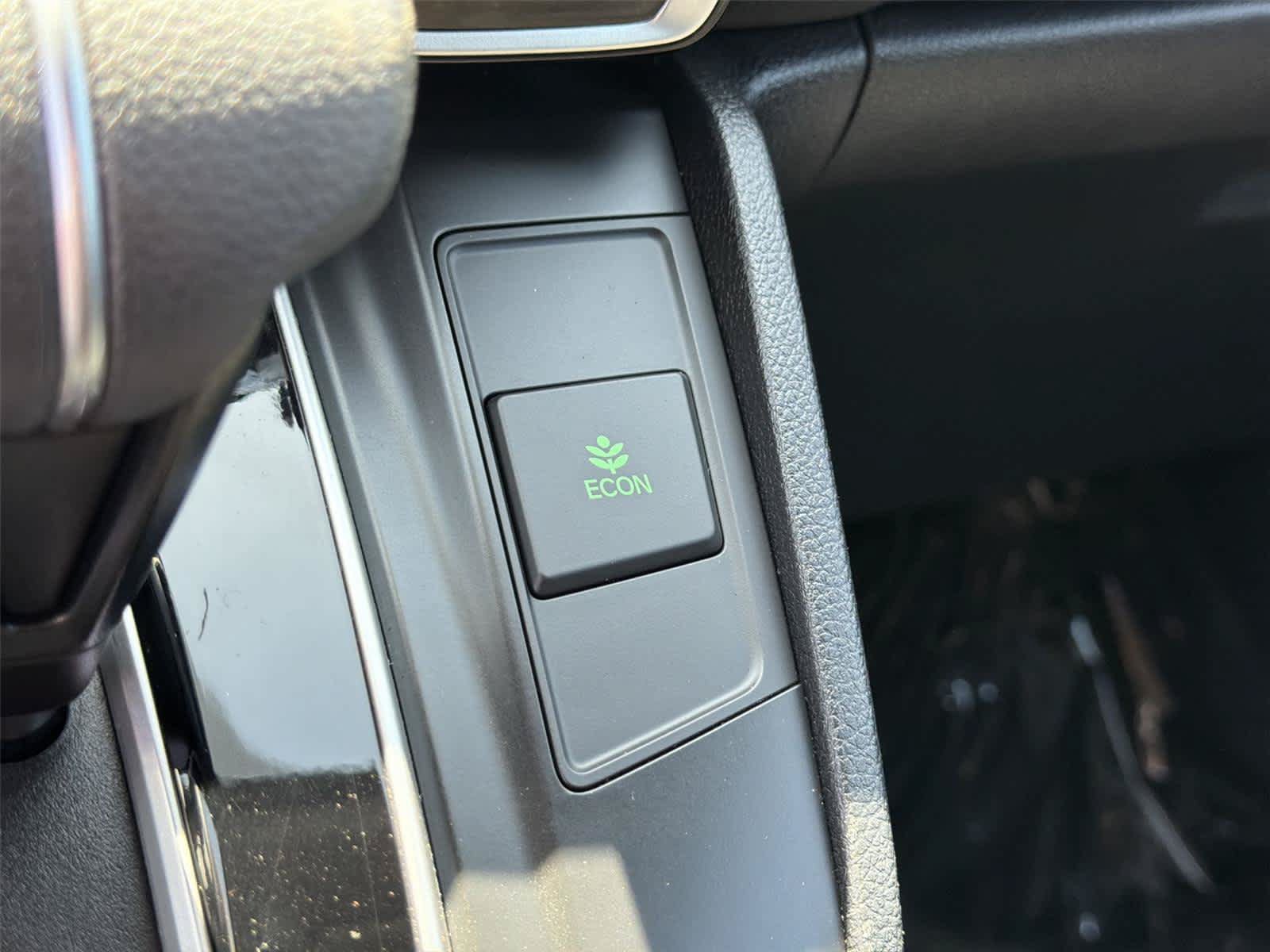 Used 2017 Honda CR-V LX image 36