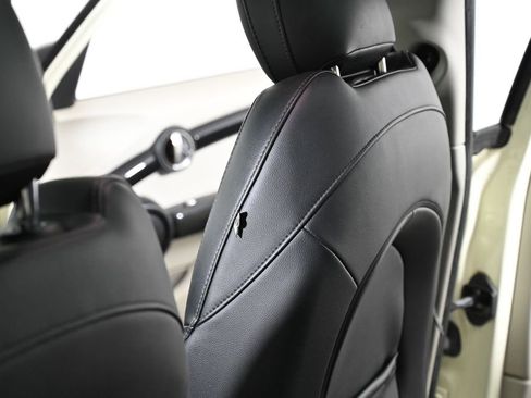 Used 2015 MINI Cooper 4-Door Hardtop FWD image 26