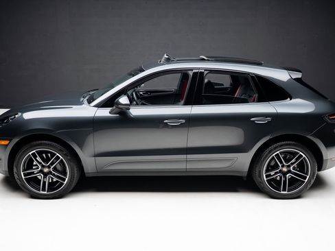 Used 2021 Porsche Macan S AWD/4WD image 16