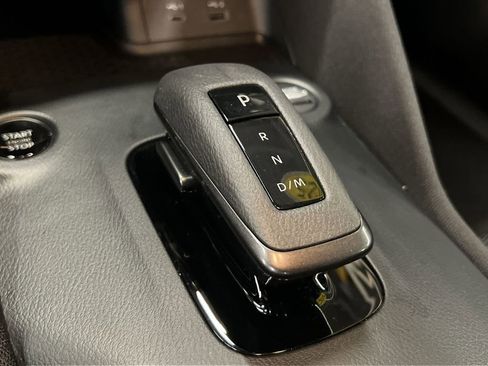 Used 2025 Nissan Z Sport w/ Floor Mat Package image 18